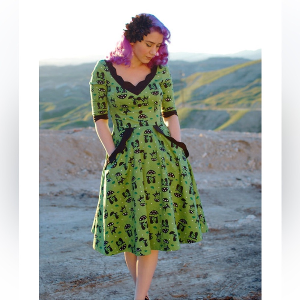 Voodoo Vixen Katniss Dress - Large Sold Out Online!!